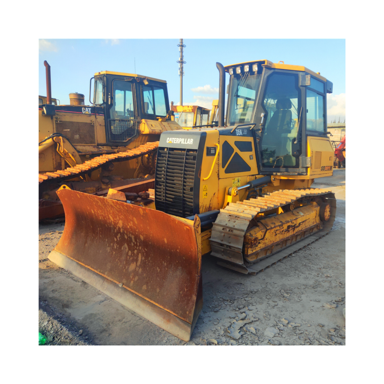 Used Original Japan Earthmoving Equipment Secondhand Caterpillar D5k Crawler Bulldozer CAT D5 Dozer