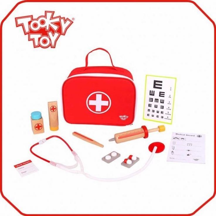 Role play-little family doctor set hospital wooden toy table play set for kids