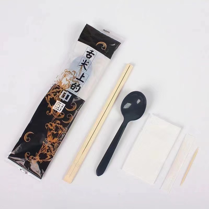 Disposable chopsticks set four pieces set takeaway cutlery fork spoon dinner bag four in one can be customized