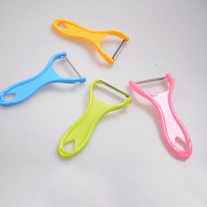 Hot sale New Design Food Grade Apple Garlic Vegetable Slicer Potato Peeler tools apple rotating peeler