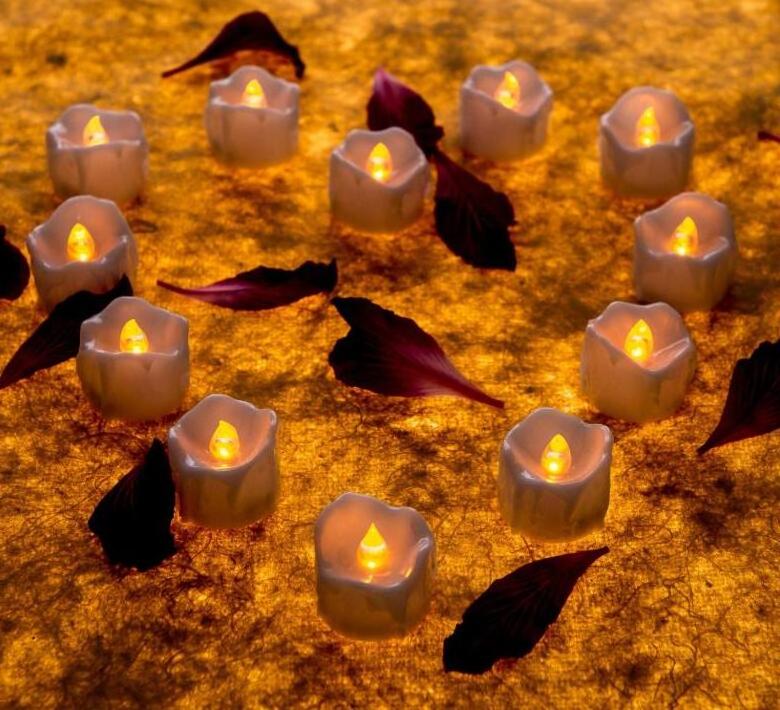 low moq unscented Tea Lights White tealight candles 3D real flame warm light paraffin wax tea light led candle