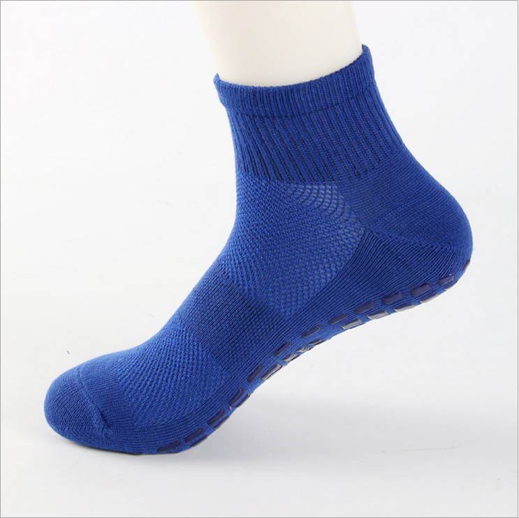 Hot sale New Fashion Hot Sale White Thick Towel Bottom Football Non Slip Silicone Gel Sport Socks