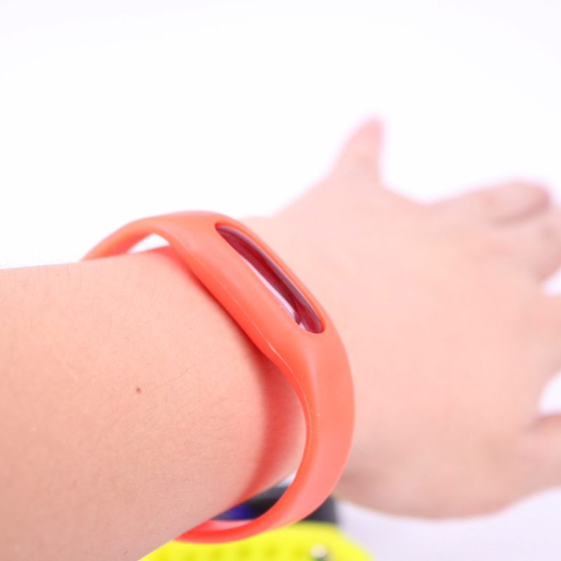 Wholesale Hot Sale Silicone Mosquito Repellent Watch Bracelet Watch Mosquito Repellent