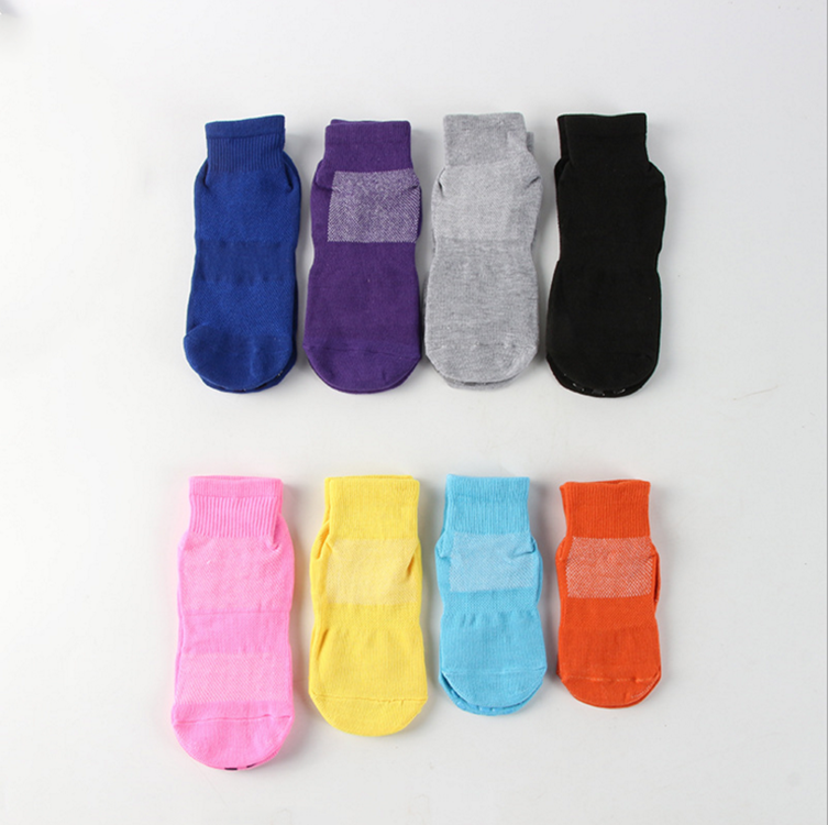 Hot sale New Fashion Hot Sale White Thick Towel Bottom Football Non Slip Silicone Gel Sport Socks