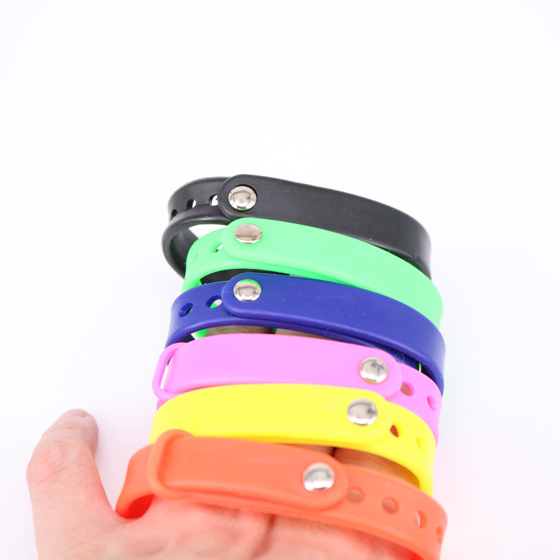 Wholesale Hot Sale Silicone Mosquito Repellent Watch Bracelet Watch Mosquito Repellent