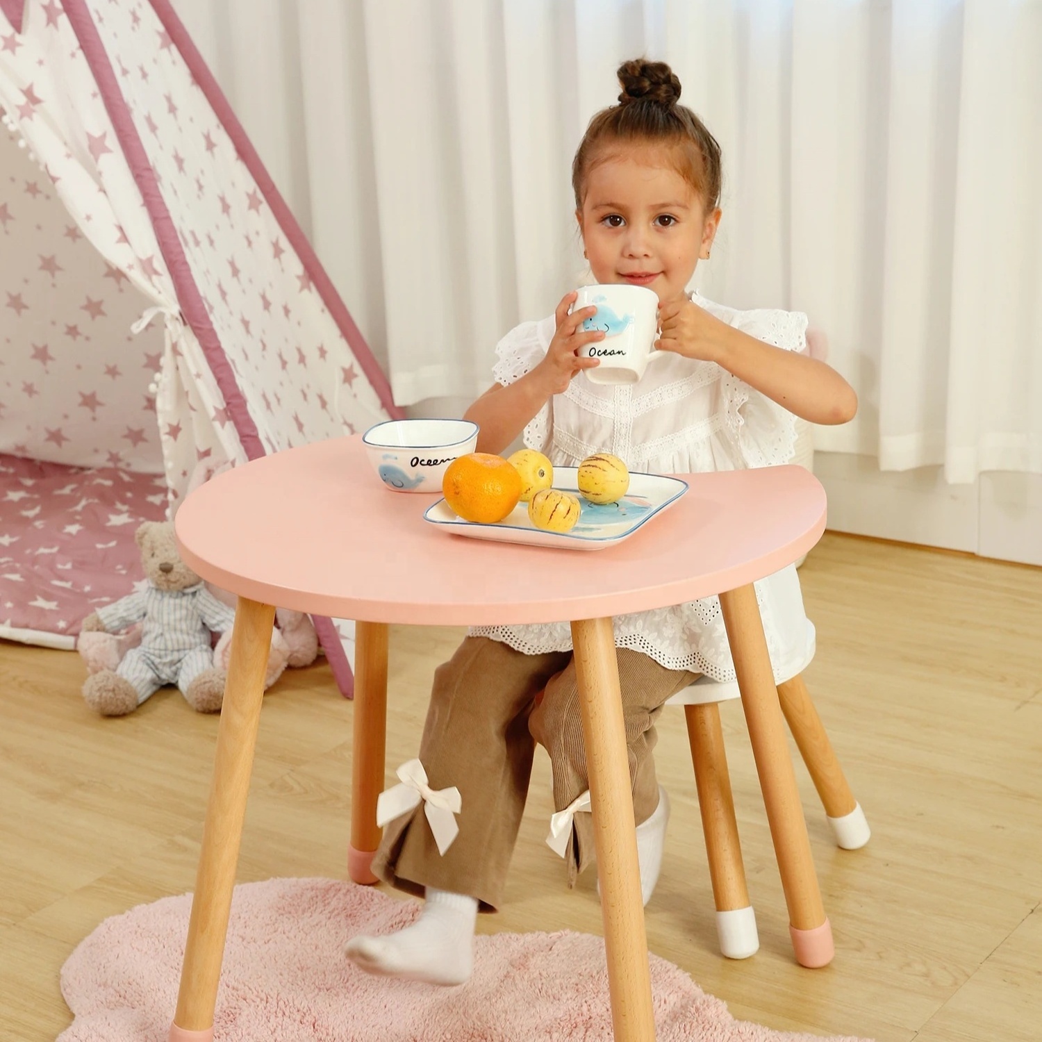 Montessori Home Children Furniture Study Table Wooden Learning Table and Chair for Kids Party Table with Non-slip Footcove