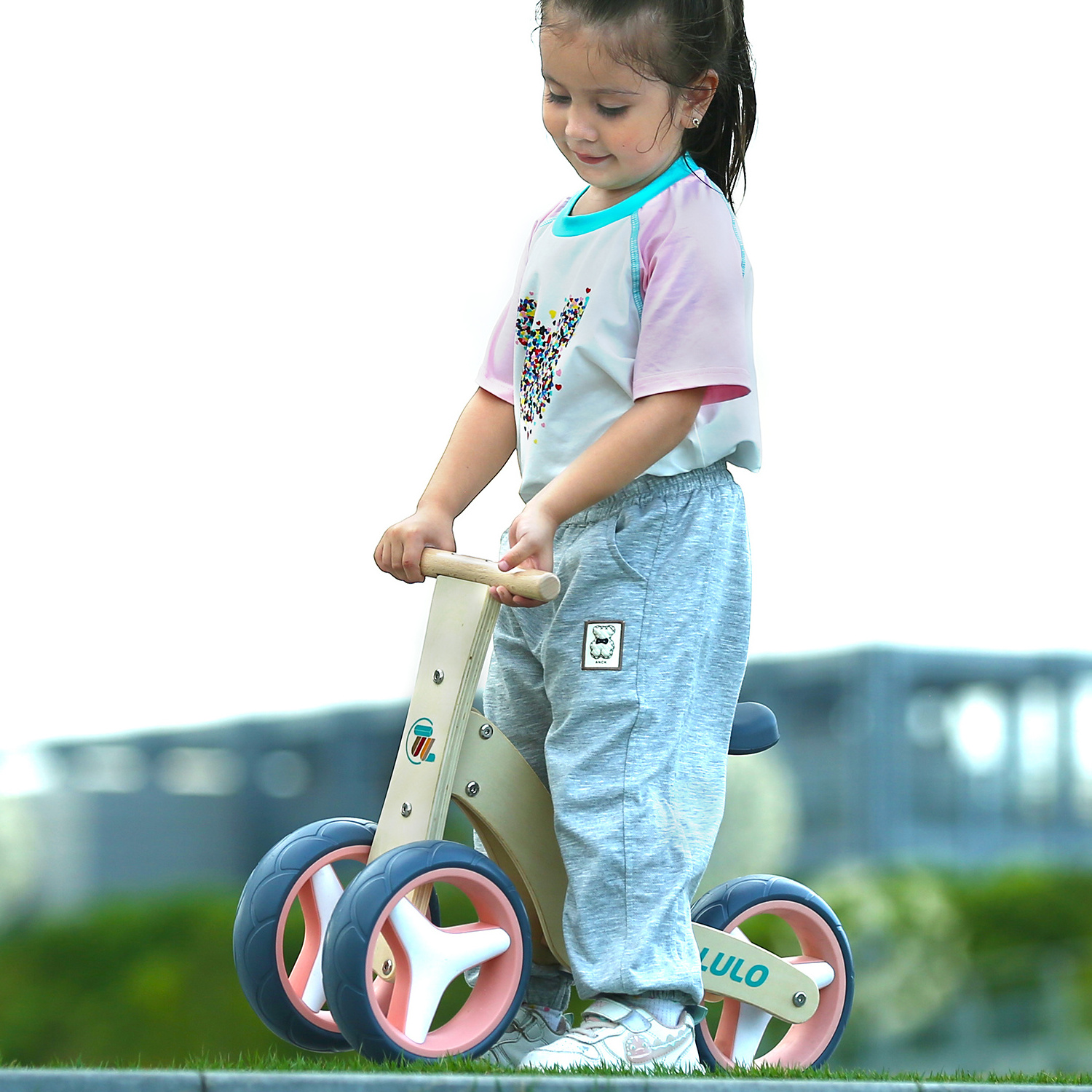 Unisex Wooden 3-Wheel Kids Ride on Walker Toddler Balance Bike with Foot Power Solid Design with PU Eva Wheels 2-4 Year Olds