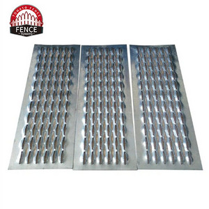 Decorative Perforated Anti Slip Metal Sheet Tread Plate Grate