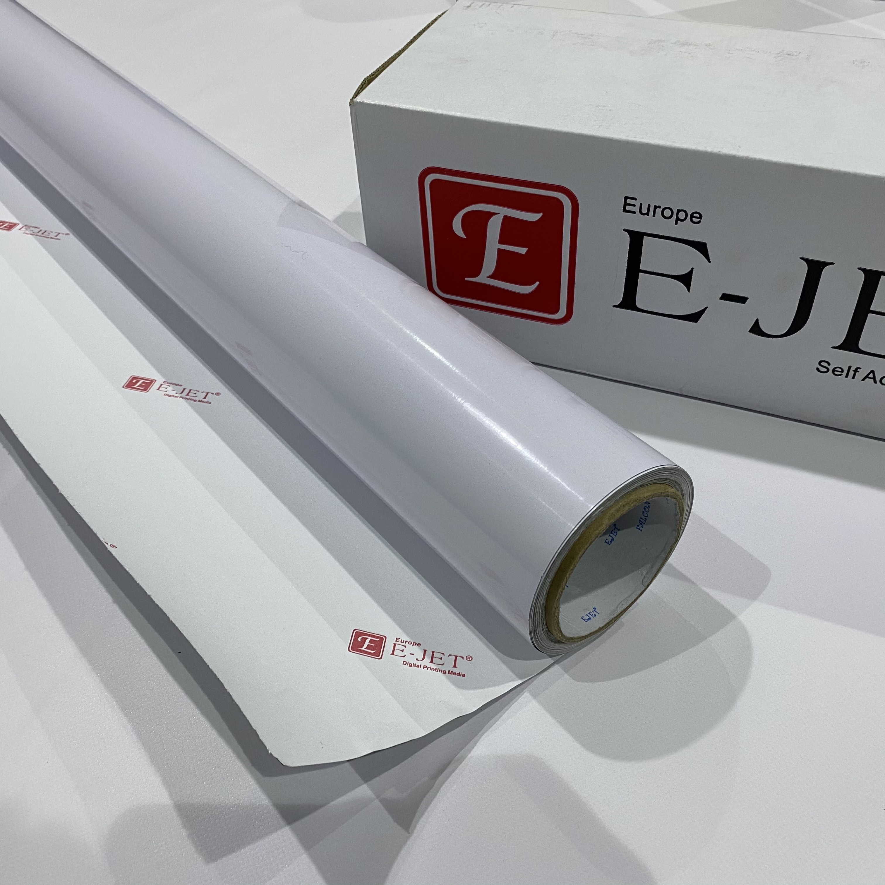 Printable glossy matte vinil adhesivo white vinyl pvc self adhesive vinyl roll for printing