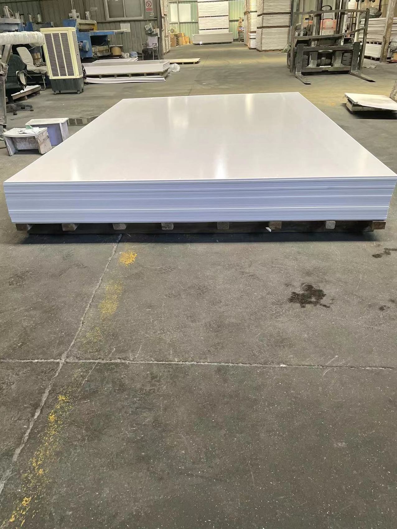 Manufacturer wholesale price high density white plastic foam board 1.22*2.44 PVC foam board  PVC