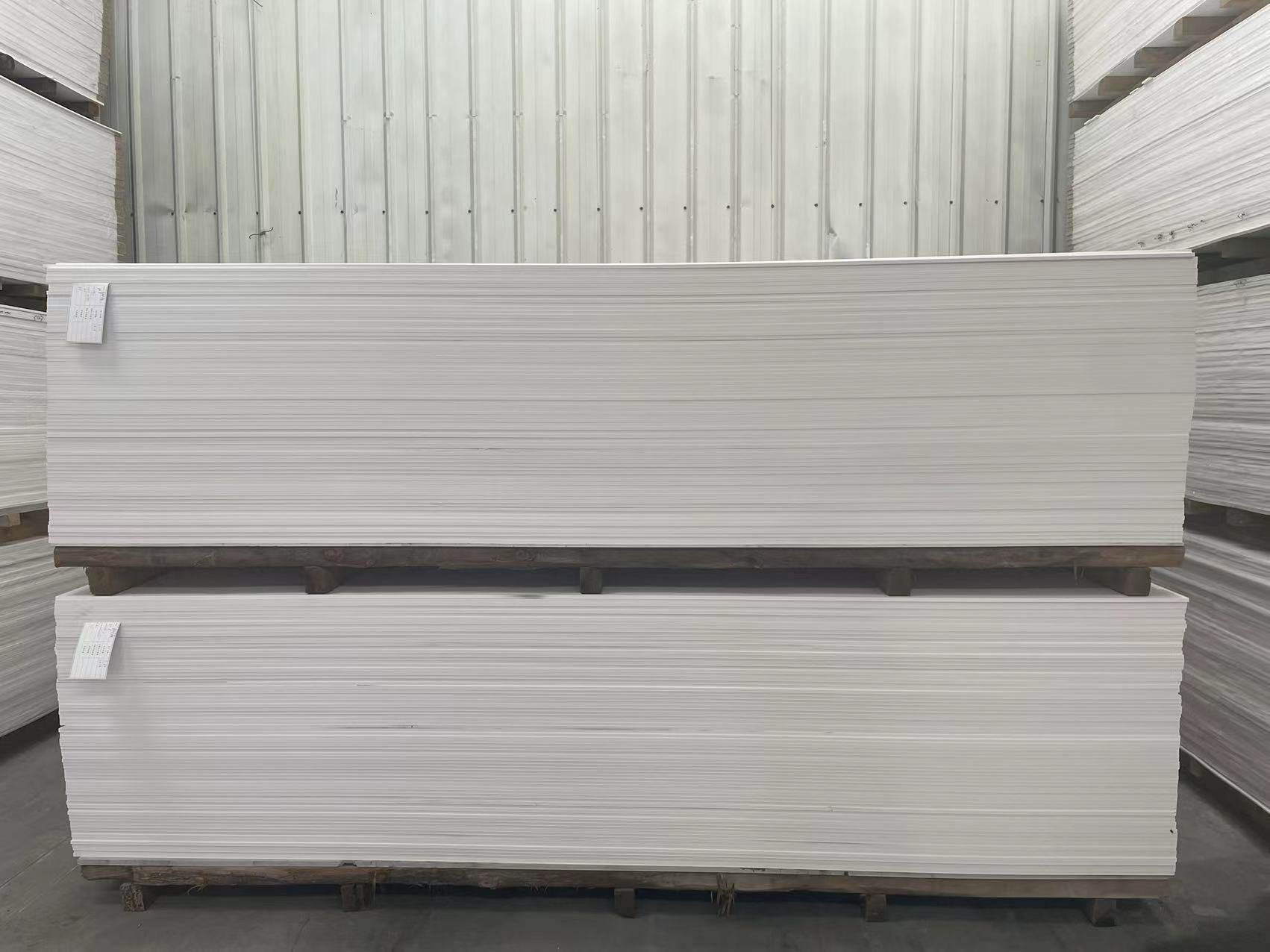 Manufacturer wholesale price high density white plastic foam board 1.22*2.44 PVC foam board  PVC