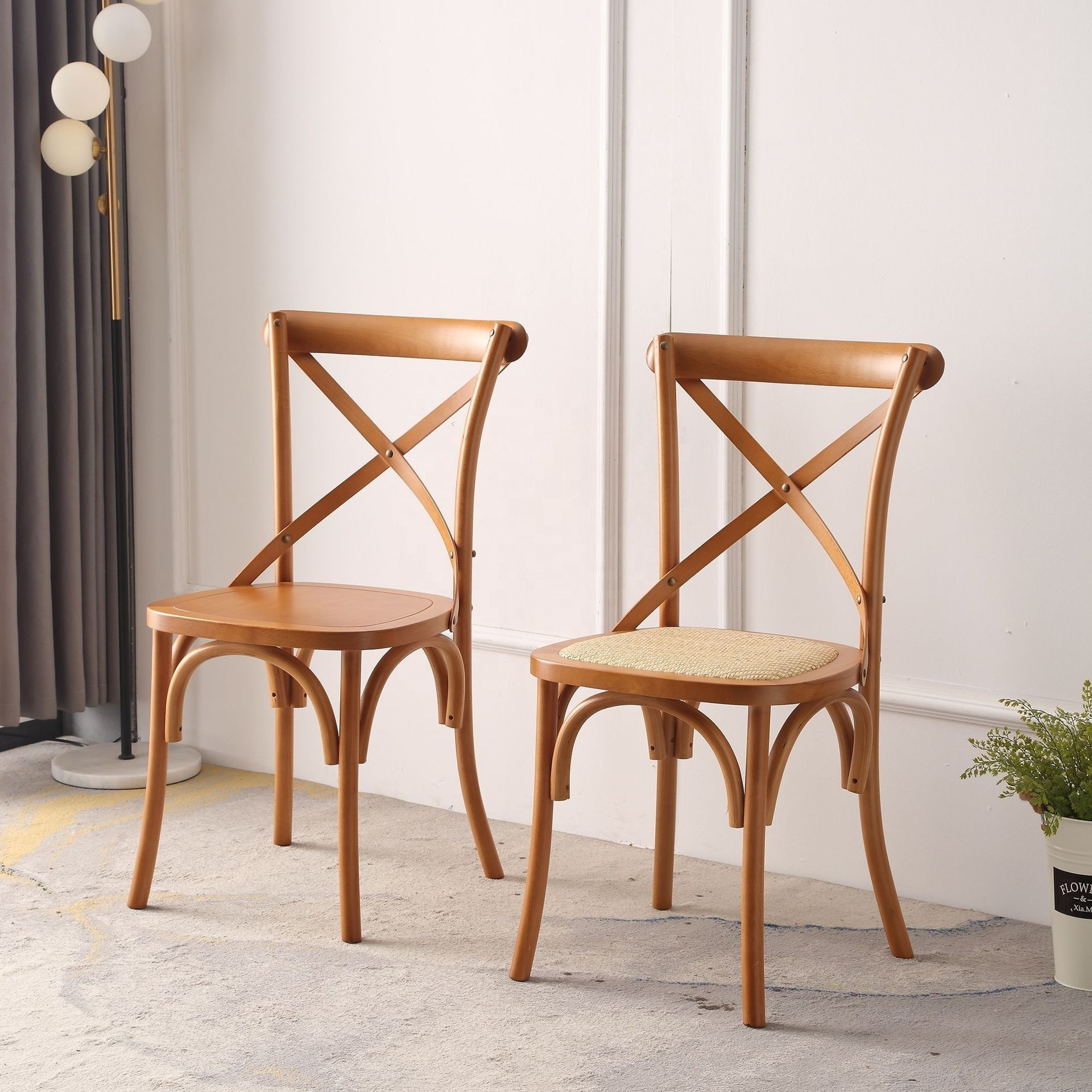 2023 Wholesale Stackable Beech Oak Crossback Chair Cross Back Chair Dining Wood X Wedding Banquet Home Furniture 50 Modern