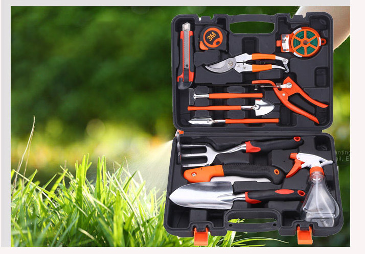 Garden Tools Set - 13 Pieces Heavy Duty Ergonomic Handle Gardening Tools with Carrying Case, Rake, Shovel, Gift for Men & Women