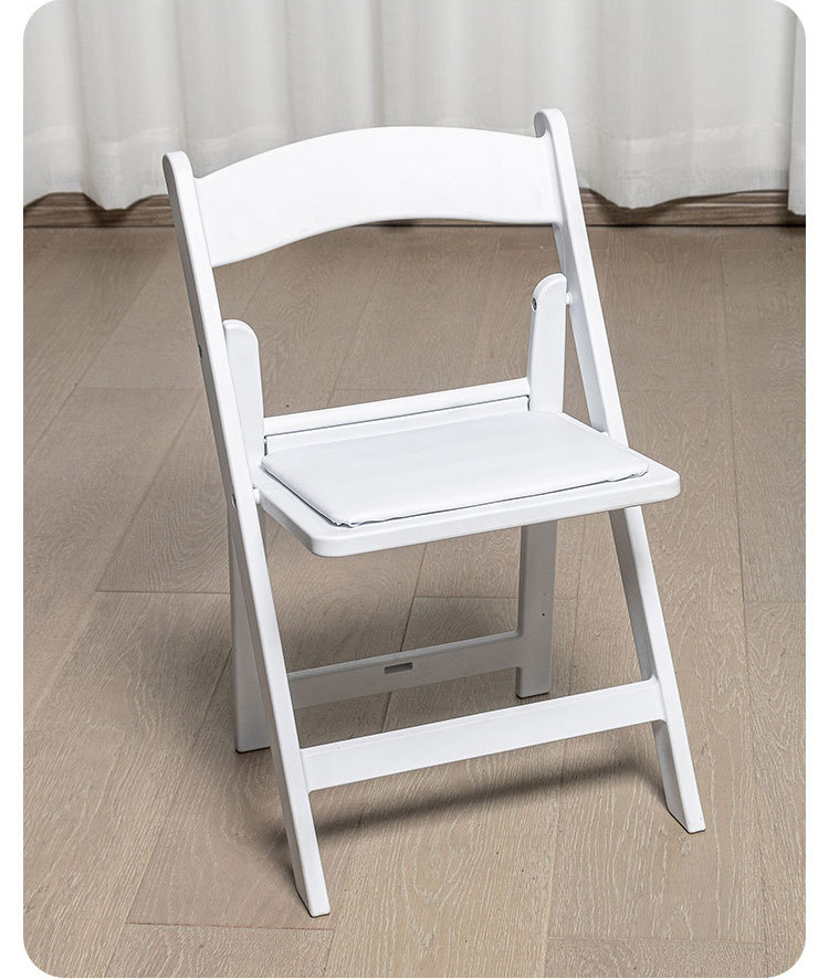 High Quality Portable Kids Adults Resin Folding Chair White Plastic Wedding Chairs Kids Chairs For Events