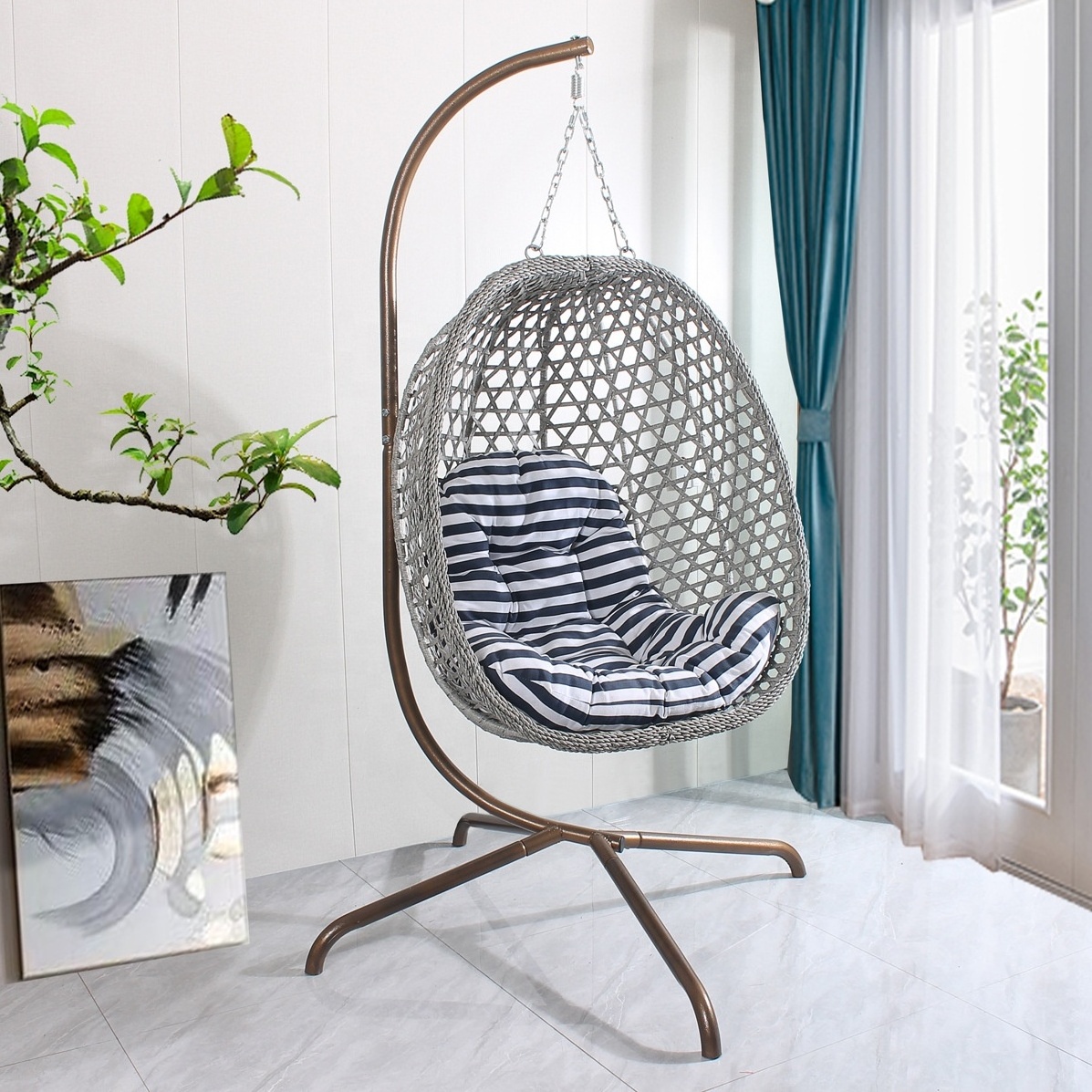 Egg Shaped Wicker Balcony Home Outdoor Indoor Hanging Egg Swing Chair Black Rattan PE Patio Swing Modern Patio Swings