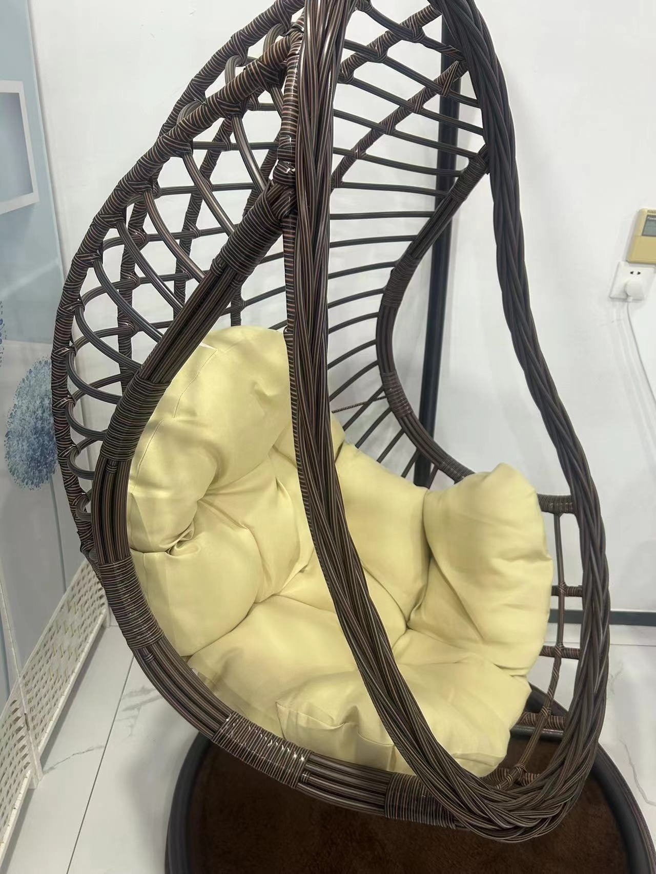 indoor European style Patio hanging chair swing Garden Furniture Rattan Wicker garden egg hanging swing chair