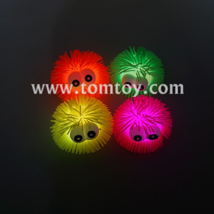 Kids Favor LED Flashing Stretchy Puffer Ball With Eyes