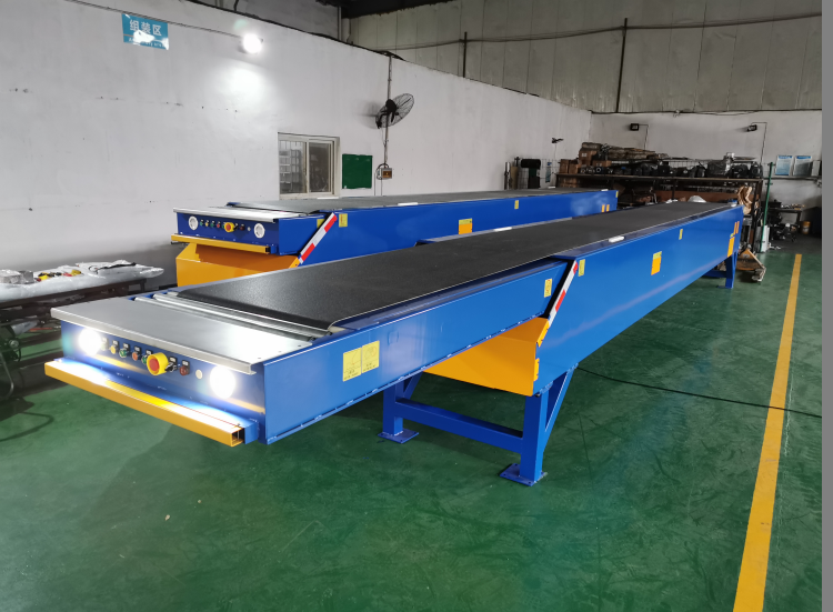 Truck loading and unloading conveyor/high chassis mobile automatic extendable inclined telescopic belt conveyor