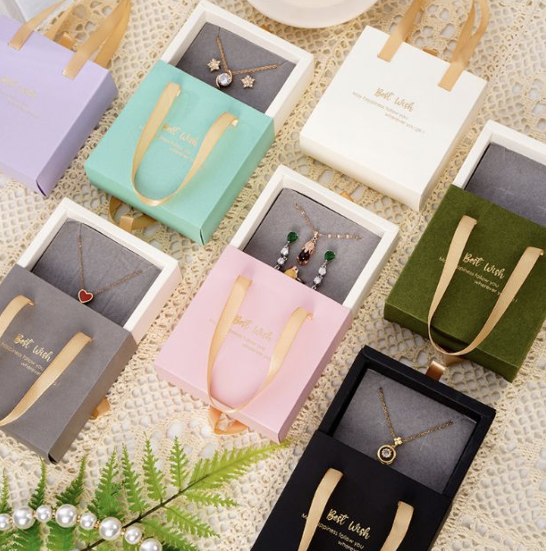 G2835 Wholesale Printed Logo Paper Gift Necklace Bracelet Package Boxes Ribbon Handle Slide Drawer Jewelry Packaging Tote Box