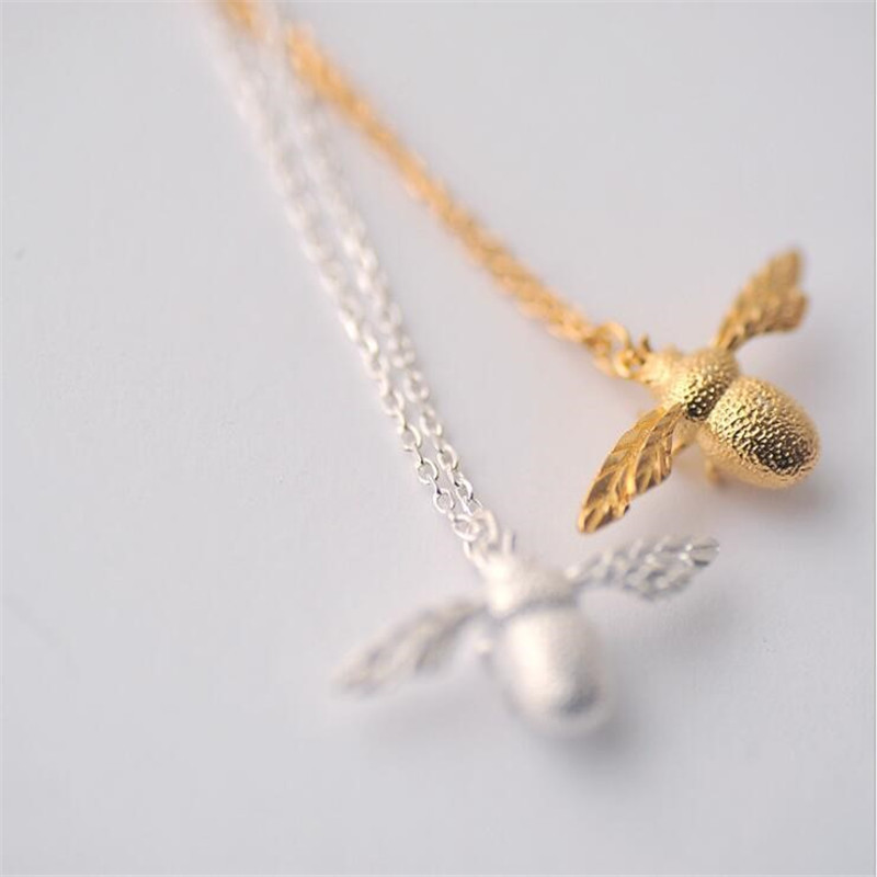 Korean style cute honey bee necklace gold plated copper pendant collarbone chain necklace