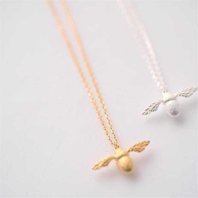 Korean style cute honey bee necklace gold plated copper pendant collarbone chain necklace