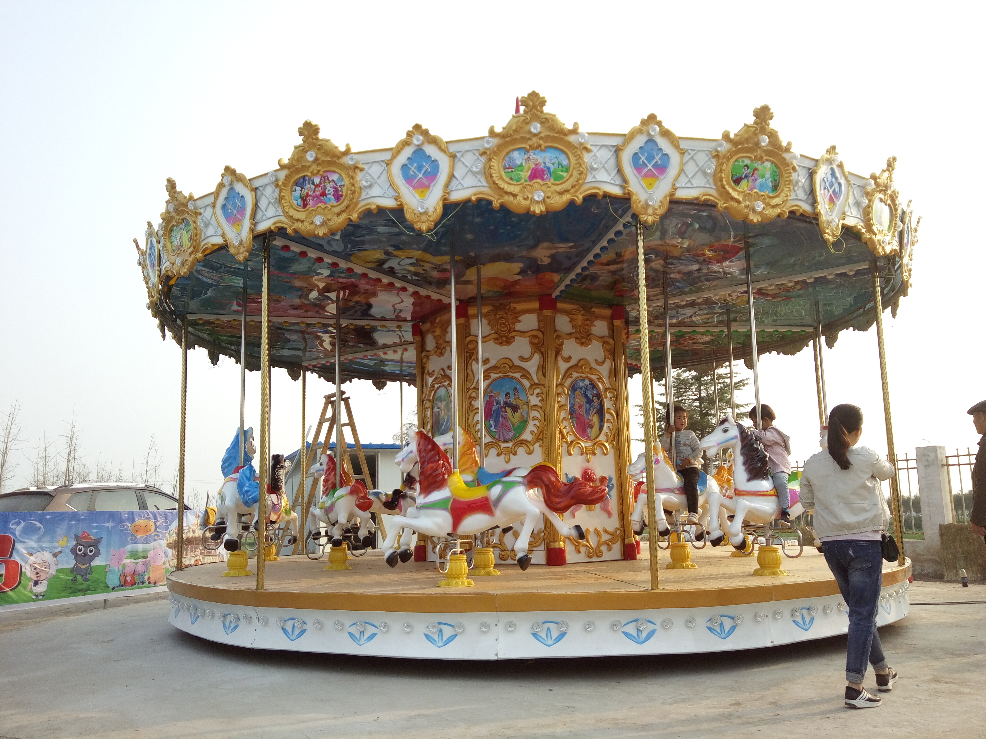 Mini Amusement Park Ride Mini Carousel for Sale Carousel for Sale Kids Games Indoor Playground Equipment Fiberglass Hydraulic