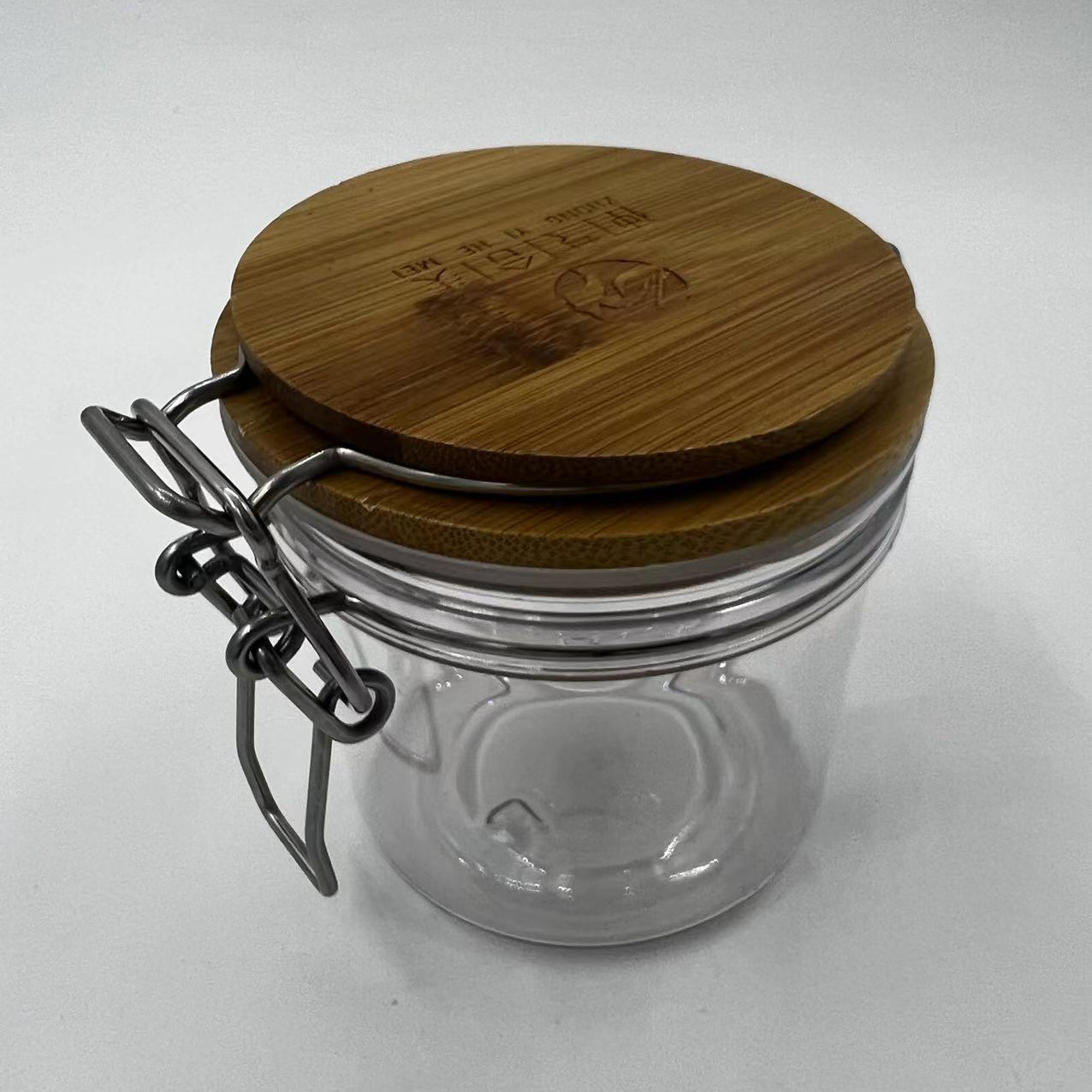 Hot sale airtight food container jars with metal clip top lid for cosmetic packaging wooden lid