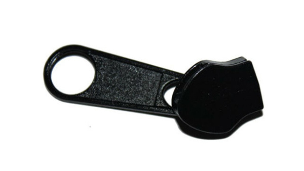 2021 nylon zipper slider puller factory