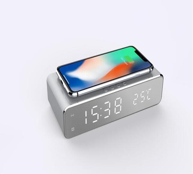 Stand Mobile Phone Fast Charger Portable Powerbank led cordless phone alarm clock With Wireless Phone Charger