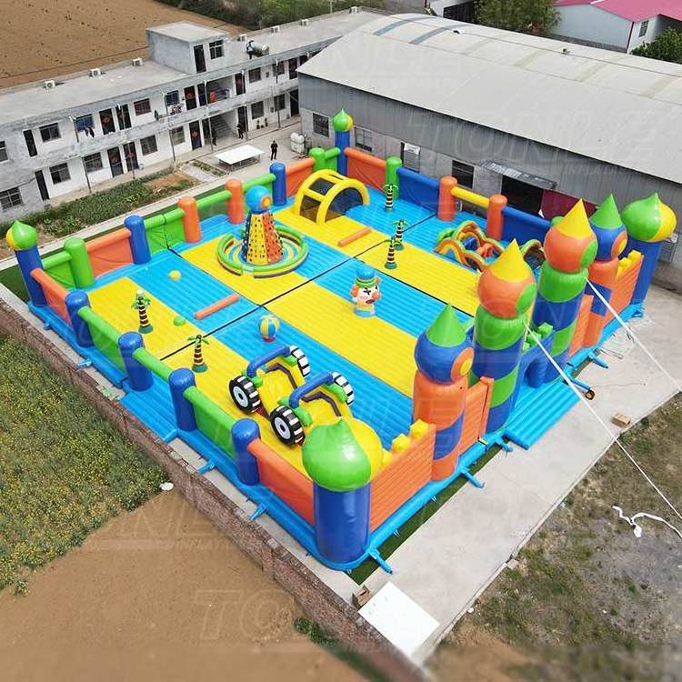 Custom The Big Bounce World's Biggest Jumping Castle, The World's Largest Bouncy Castle