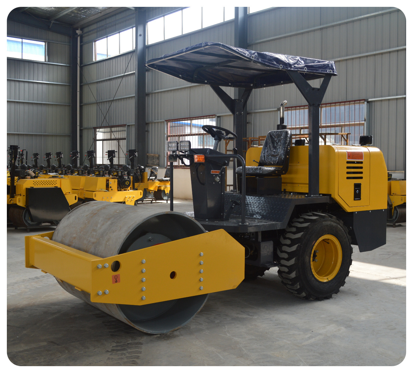 High quality Full Hydraulic road roller tire roller 4 ton 3 ton compactor for sale