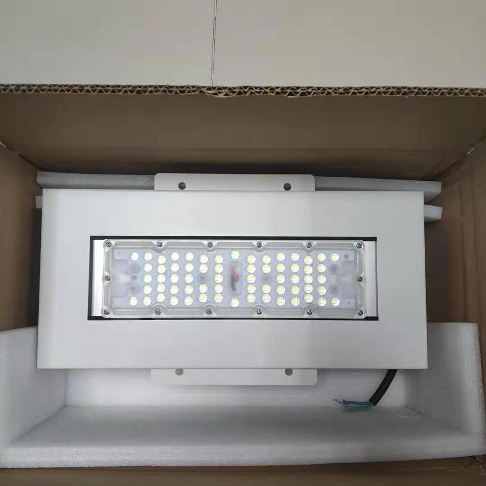 Die Casting LED Slim Canopy Light 100W 150W DLC SAA Gas Station Square Canopy Light LED Fixture