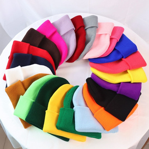 Winter Plain unisex 76 colors Cuffed designer knit beanie hats Embroidery fisherman Acrylic customize beanies with custom logo