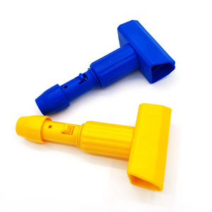 Factory Supply Cheap High Quality Side Door Quick Change Plastic Mop Clip Wet Waxing Mop Clip