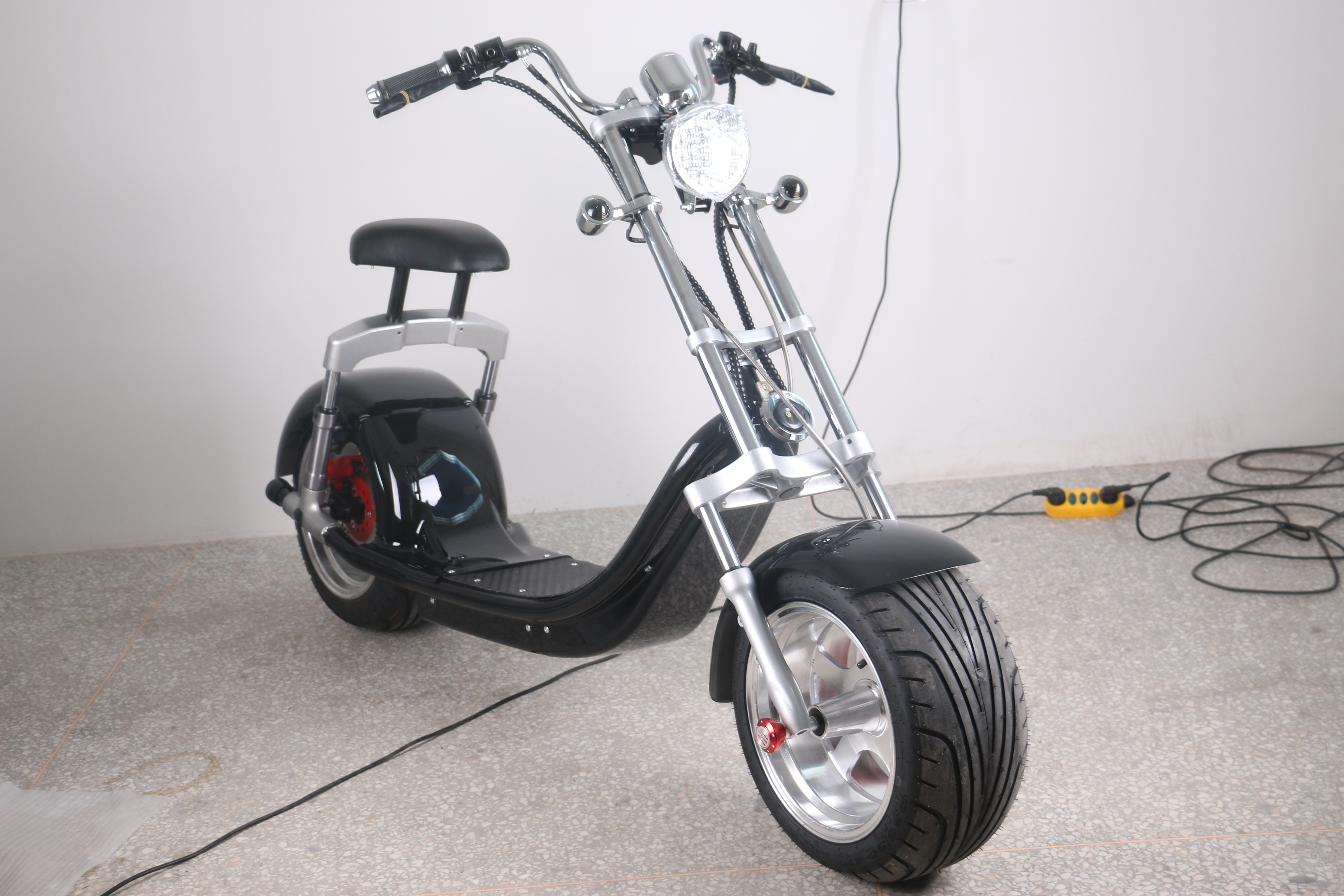 Hot Sale Fashion Design Top Speed Chinese 1200W  Electric Mini Chopper electric Motorcycle