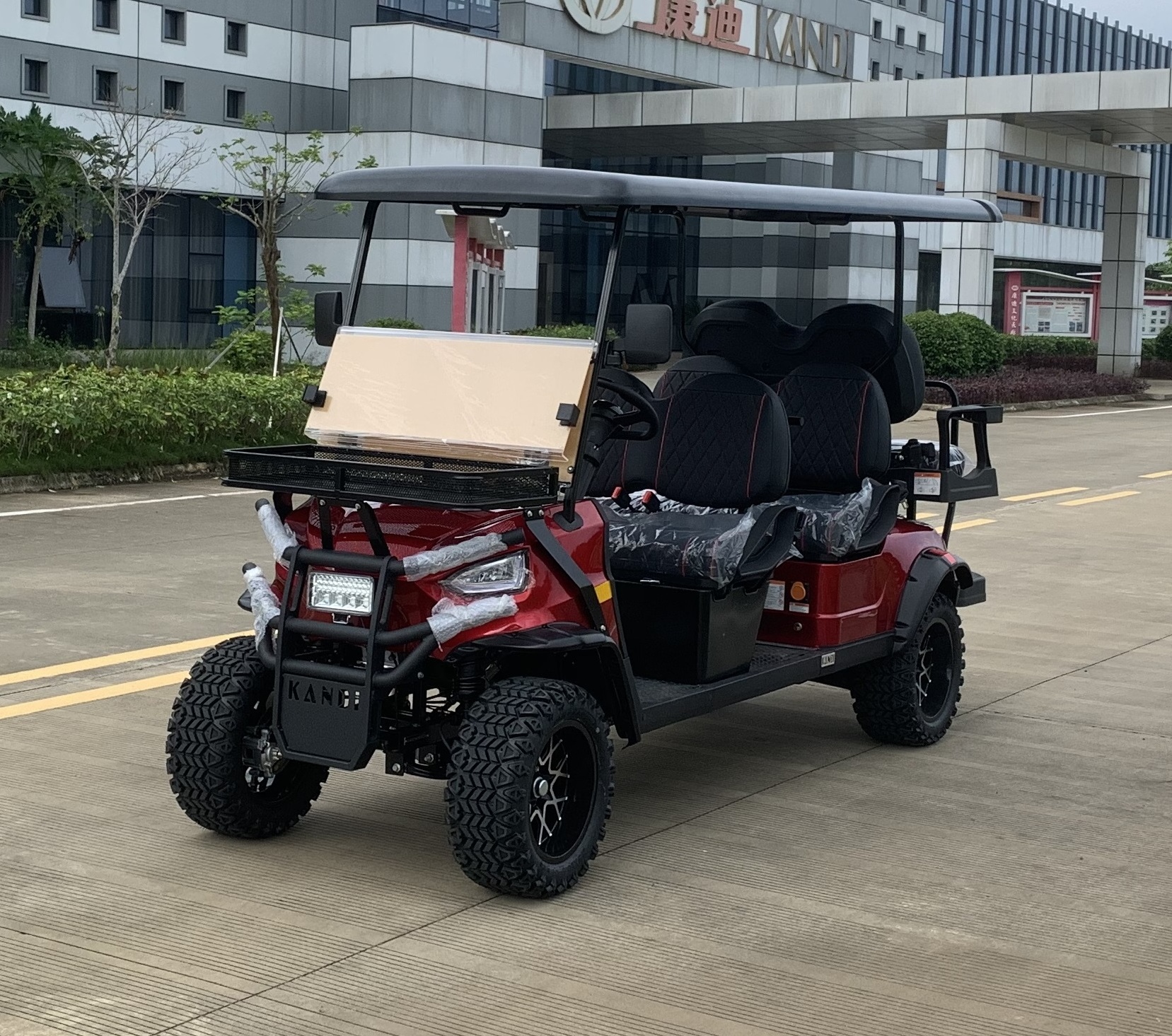 Six or Eight Seats 150AH EEC UTV Electric Golf Cart Electric Golf Buggy