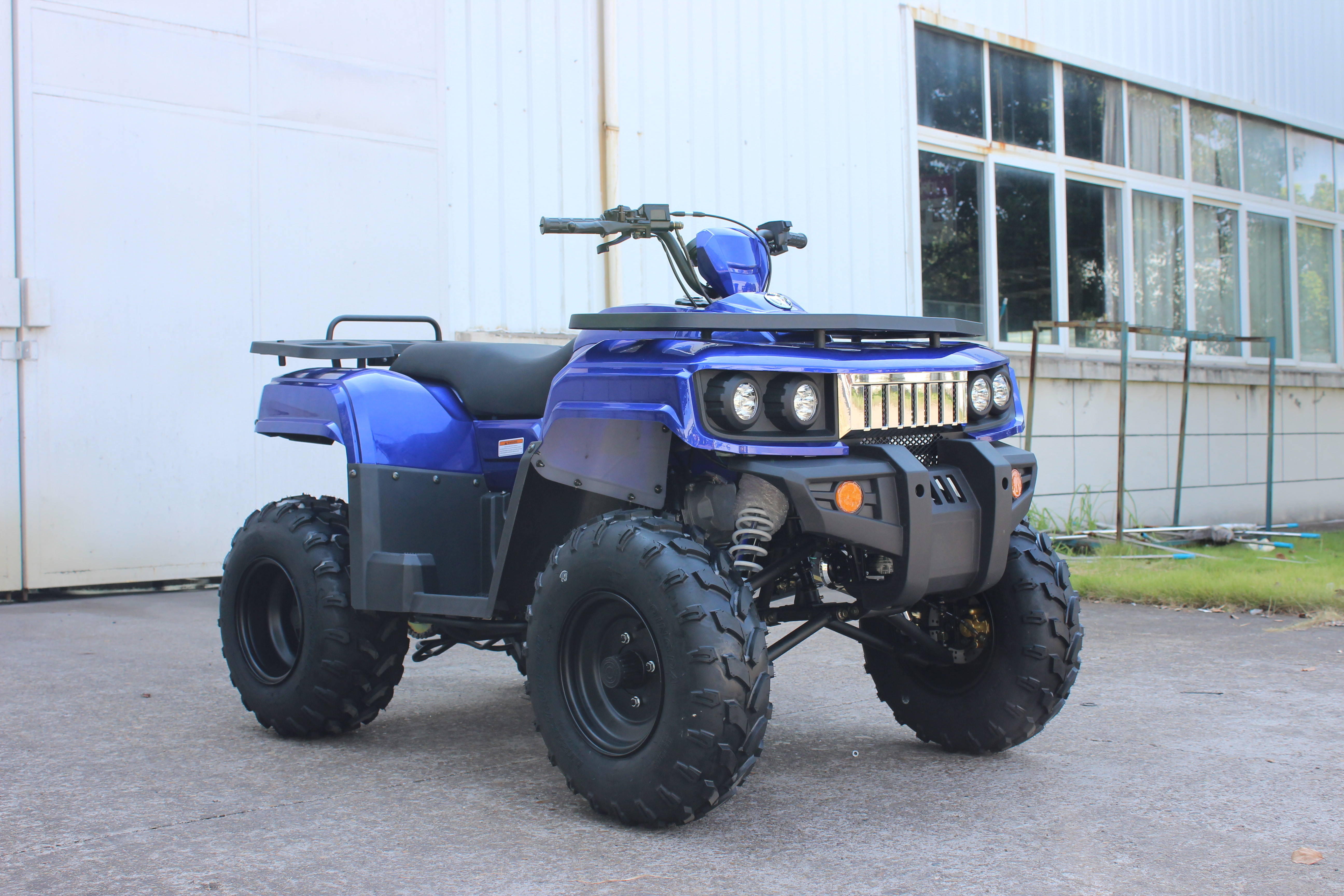 300CC shaft drive Quad and ATV