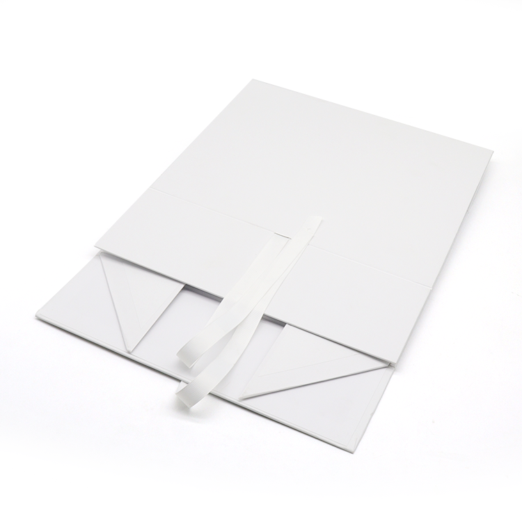 White Magnetic Kraft Packaging Folding Gift Box For Clothing/Beauty Cosmetics/Jewelry