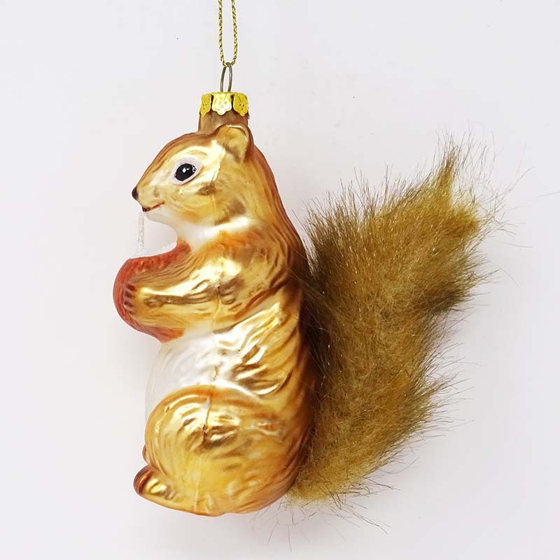 Wholesale handmade glass ornaments squirrel gnawing pine cone pendant