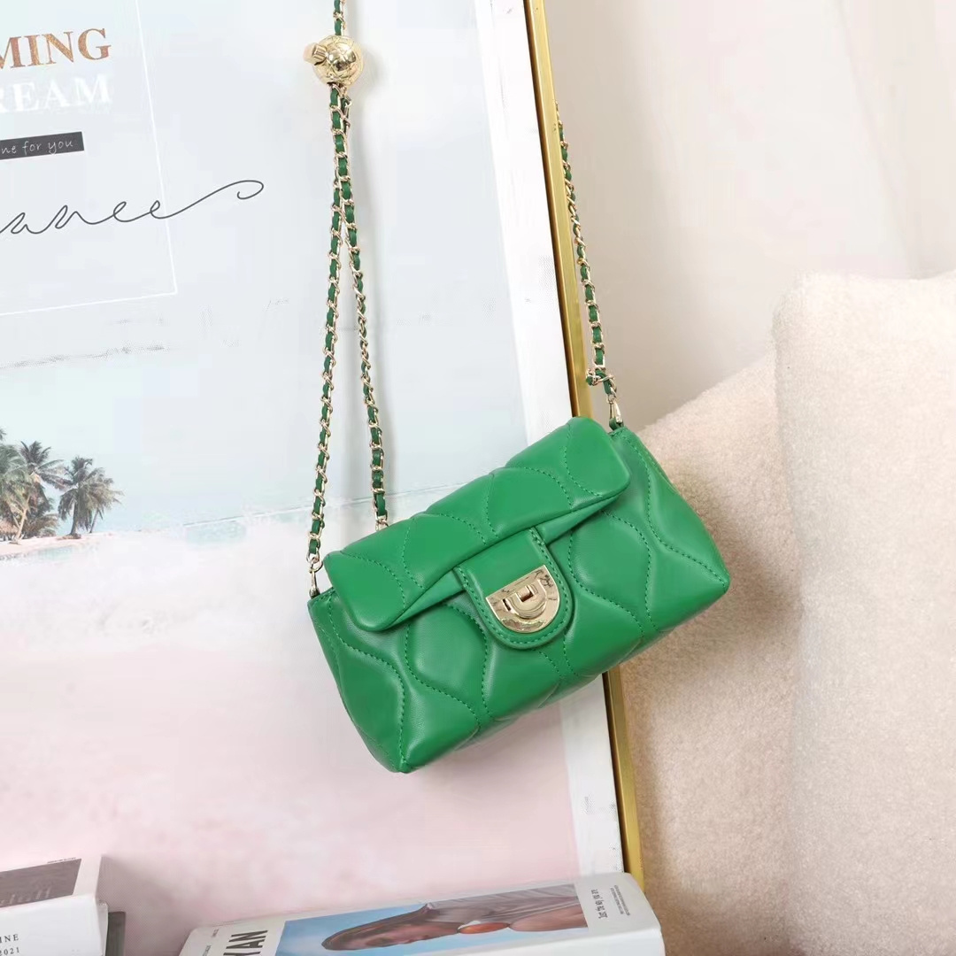 OEM Fashion Cowhide Ladies Crossbody Bag Genuine Leather Bags Women Handbags Crossbody Hot-selling  Purse With Chain