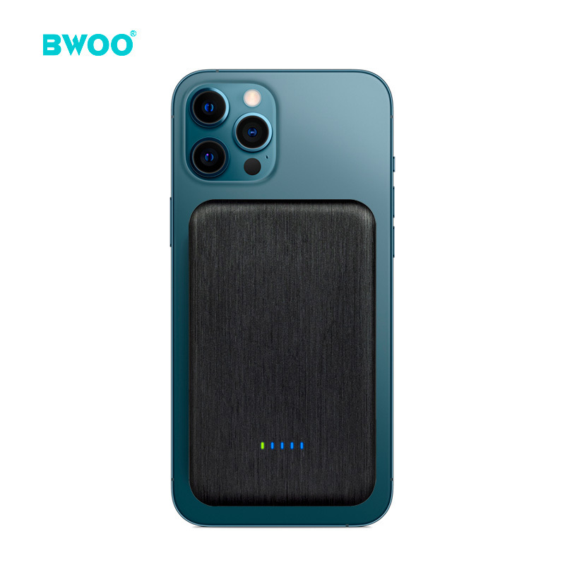 BWOO hot selling mini 5000mah power bank ultra thin 15w fast charging magnetic wireless power bank