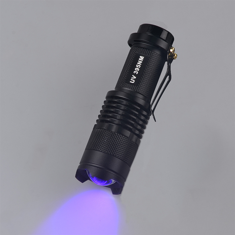 Ultra Bright UV Torch 395nm UV LED Light Flashlight With Clips For Amber Scorpion Cat Dog Urine Detector