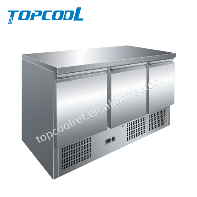 Topcool 3 solid doors salad bar pizza prep table with gourmet pan horizontal refrigerated pizza refrigerator counter