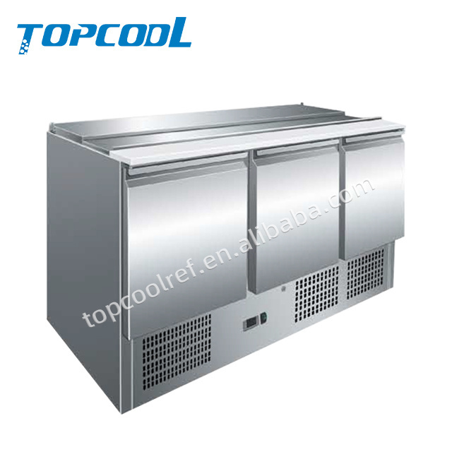 Topcool 3 solid doors salad bar pizza prep table with gourmet pan horizontal refrigerated pizza refrigerator counter