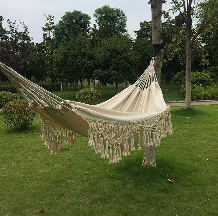 TOPIND 2 Person Camping Hammock White Macrame Fringe Hammock for Outdoor Indoor