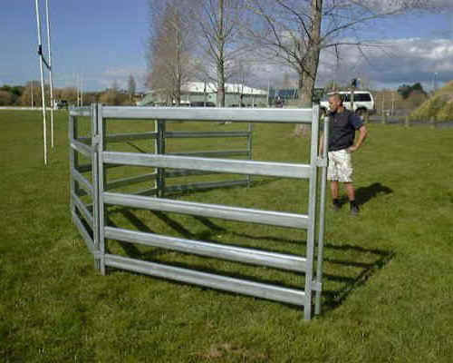 Oval Rails Full Welded Durable Quality Galvanized Heavy Duty Livestock Cattle Panels for Cattle Yard or Livestock Yard Fencing