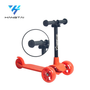 2022 China Factory Hot Selling Sale Kids Scooters Three Led Light Wheels Skate Board Foot Scooter