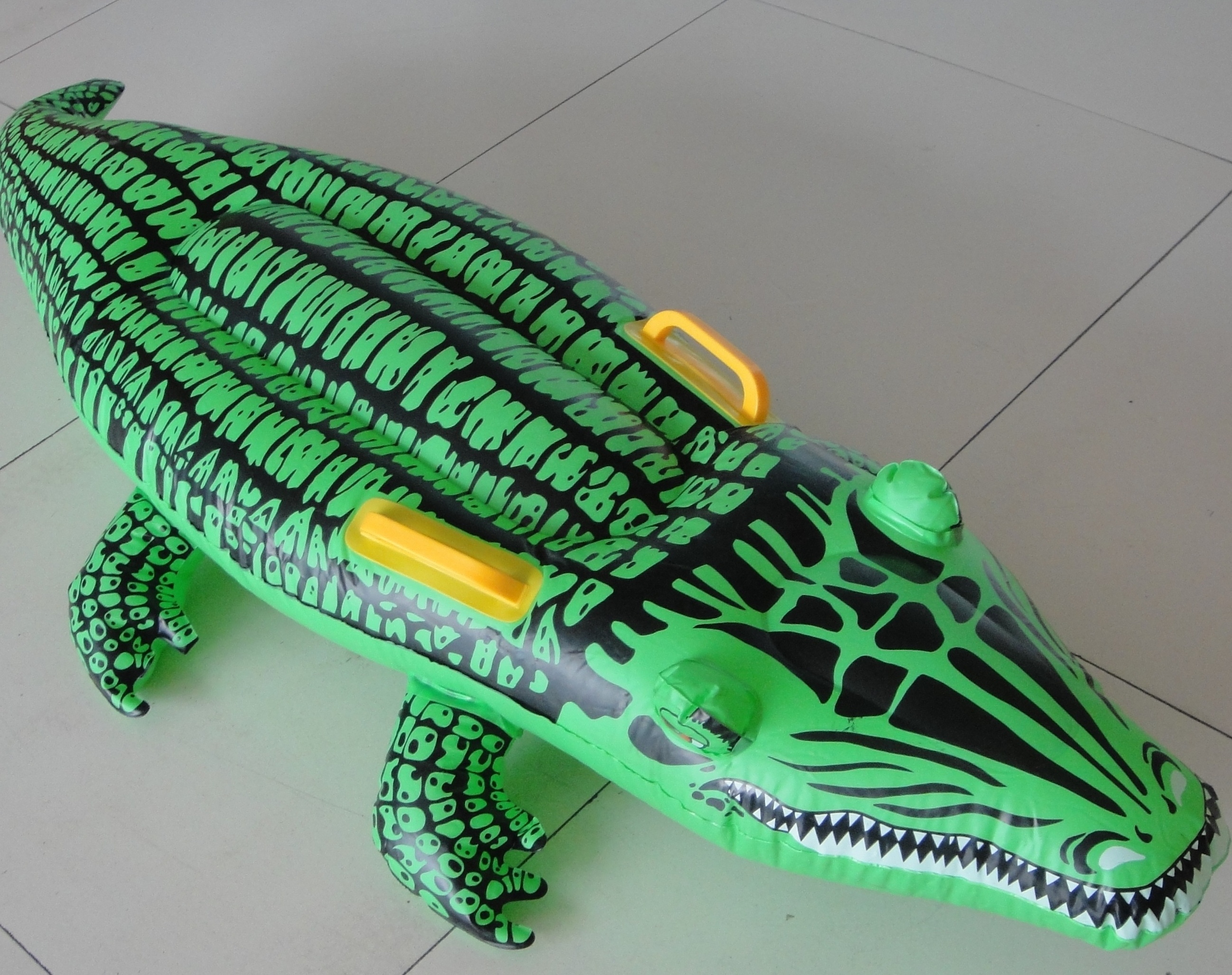 Kids water crocodile pool floats huge size inflatable alligator raft crocodile water rider on toys for children