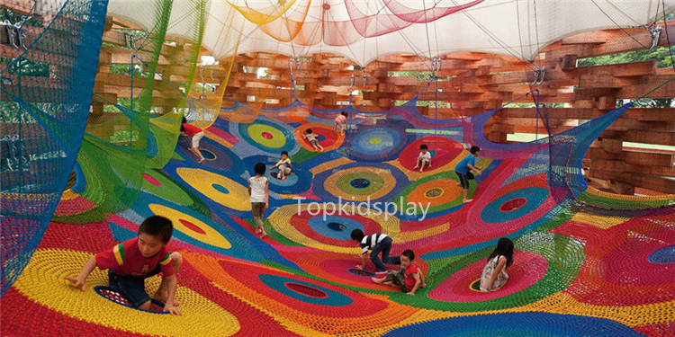 Topkidsplay High Quality Kids Adventure Playground Nylon Rope Rainbow Crochet Climbing Nets