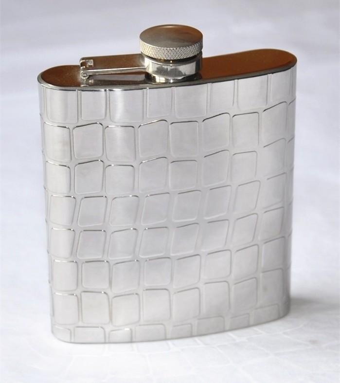 6 oz luxury metal alcohol bottle portable pocket liquor hip flask customized pattern stainless steel whiskey flagon